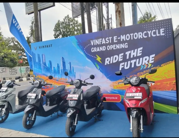 Tawarkan Program Tukar Baterai, VinFast E- Motor Buka Dealer Perdana di Sleman