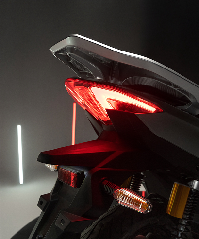 Full LED lighting system and LED projector headlights.